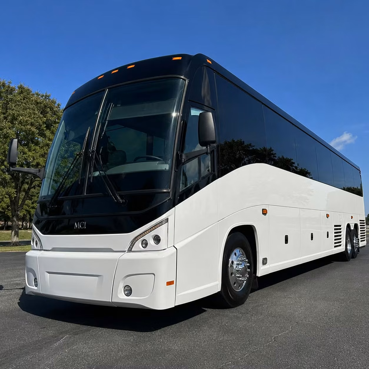 if you re coordinating a group departure from patriots point shem creek or anywhere else in mount pleasant charterbusrentalmountpleasantsc com has you covered